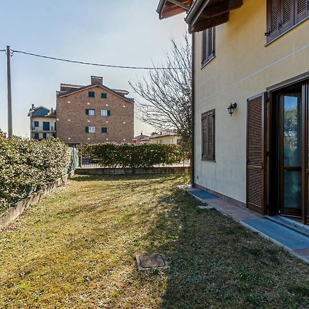 Le Quattro Stelle Villa Cardano Al Campo Bagian luar foto